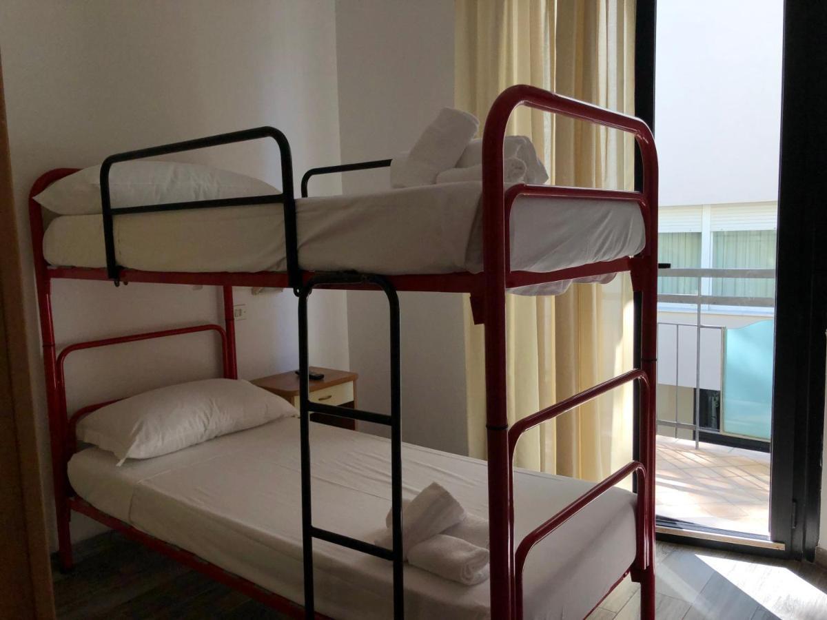 Vinsea Hotel Белариа-Игеа Марина Екстериор снимка