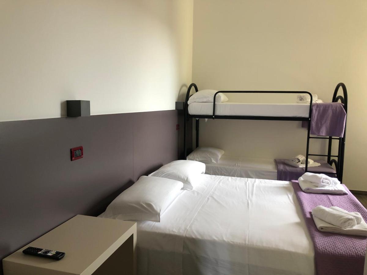 Vinsea Hotel Белариа-Игеа Марина Екстериор снимка