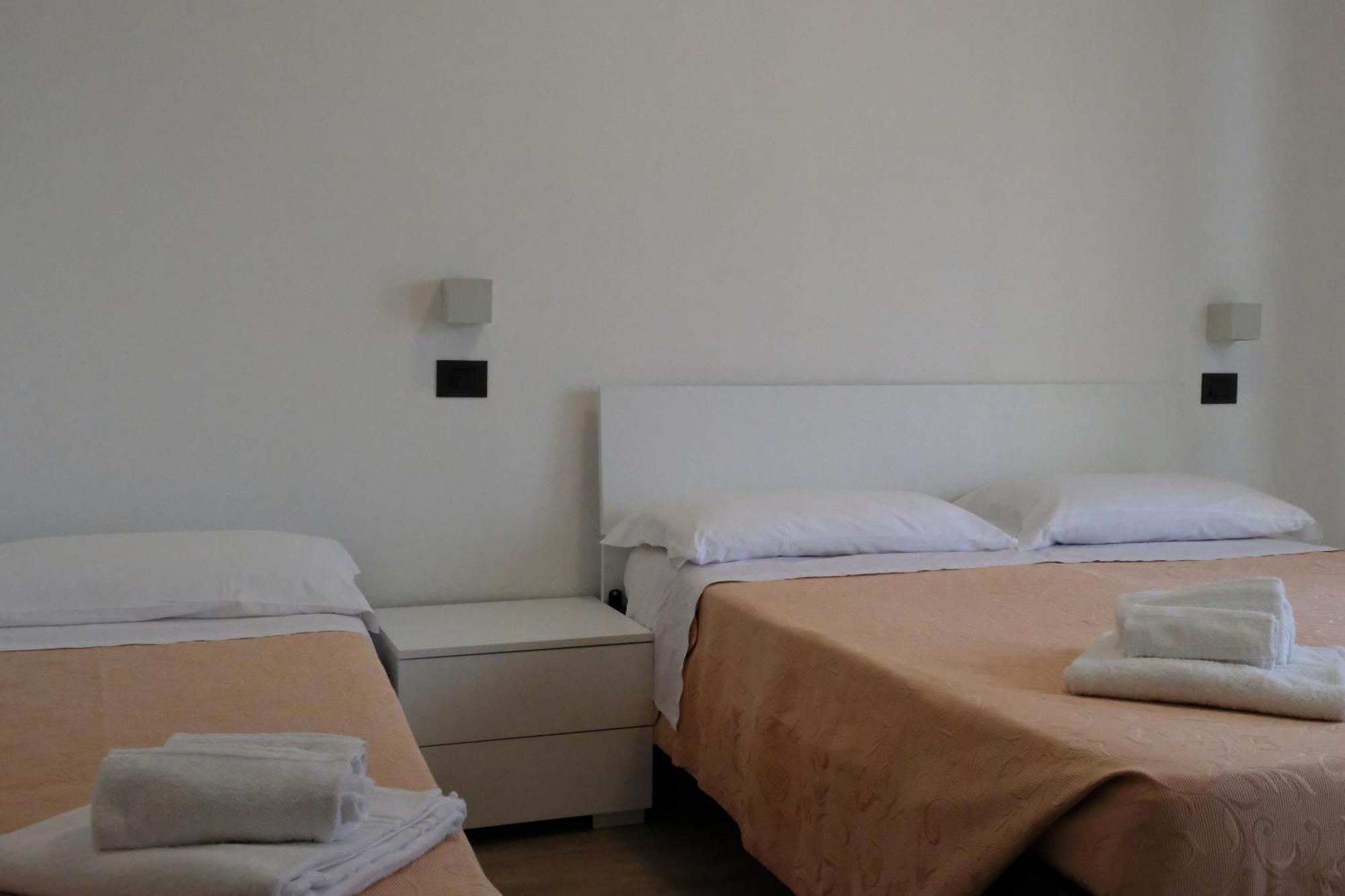 Vinsea Hotel Белариа-Игеа Марина Екстериор снимка
