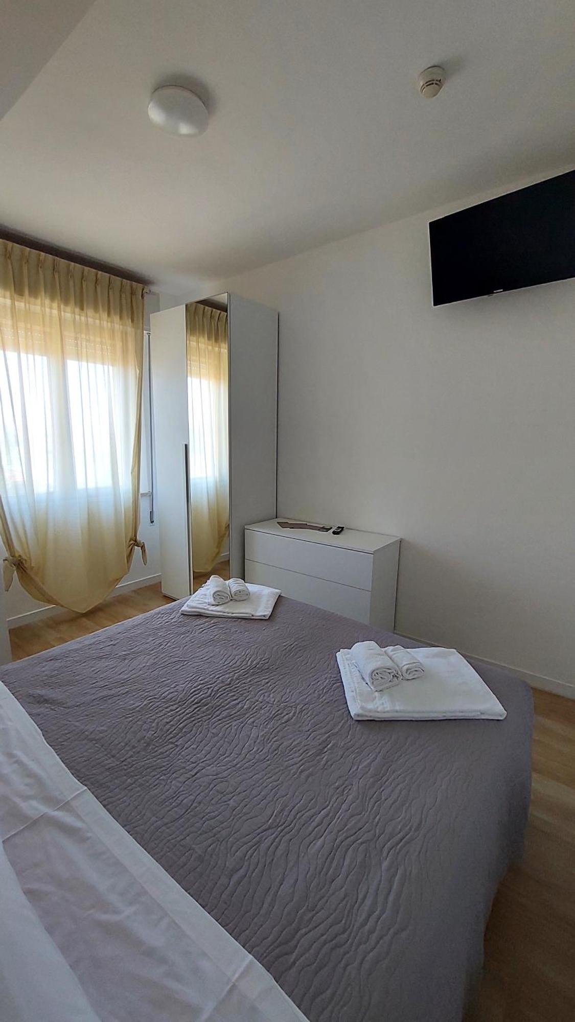 Vinsea Hotel Белариа-Игеа Марина Екстериор снимка